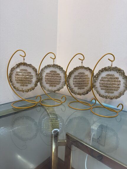 Aytul kursi hanging table display