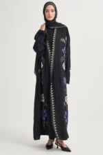 Blossia premium floss abaya in black, an open-front viscose modest abaya by Tülin Moda