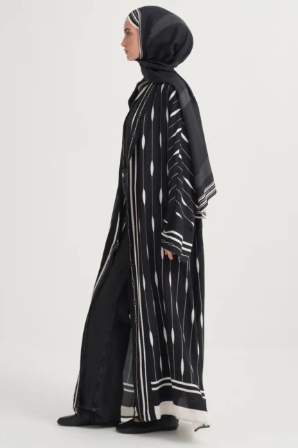 Black open-front abaya in soft, flowy viscose, Zyra premium floss abaya by Tülin Moda